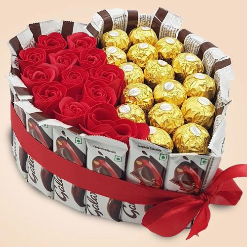 Magical Heart of Ferrero Rocher n Galaxy Chocolates with Art Roses