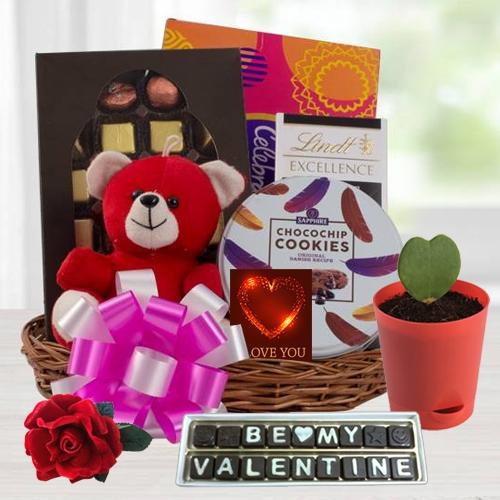 Fascinating Valentine Love Gift Hamper