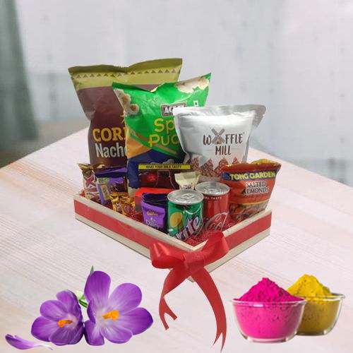 Alluring Connoisseurs Selection Hamper with Herbal Gulal for Holi