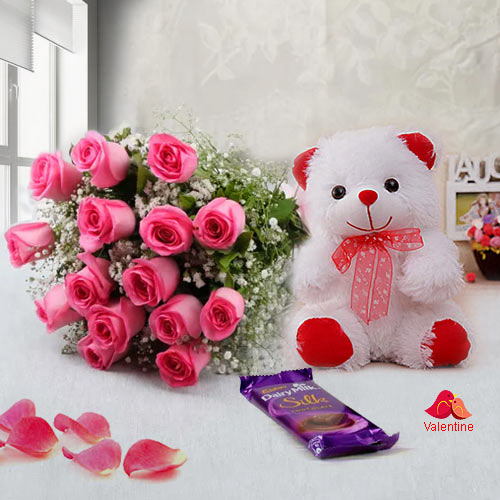 Elegant Pink Roses Bouquet with Silk N Teddy