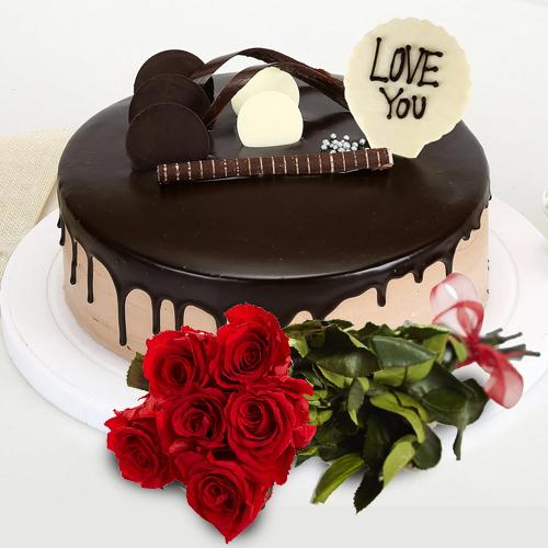 Remarkable Love You Chocolate Cake with Red Roses Posy