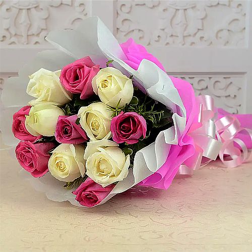 Pretty White N Pink Innocence Roses Bunch